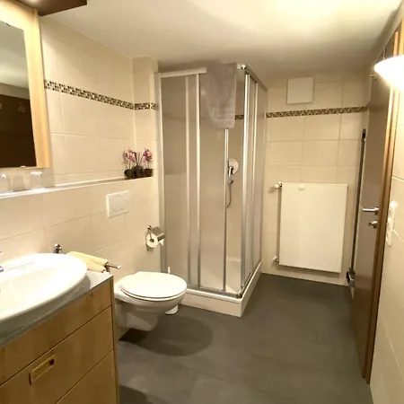 Apartament Roiser